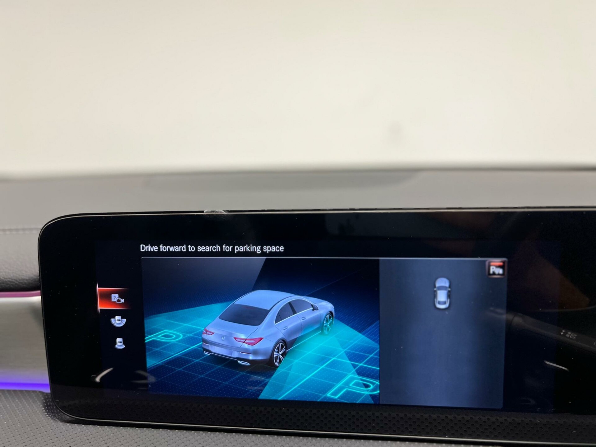 Mercedes Benz CLA