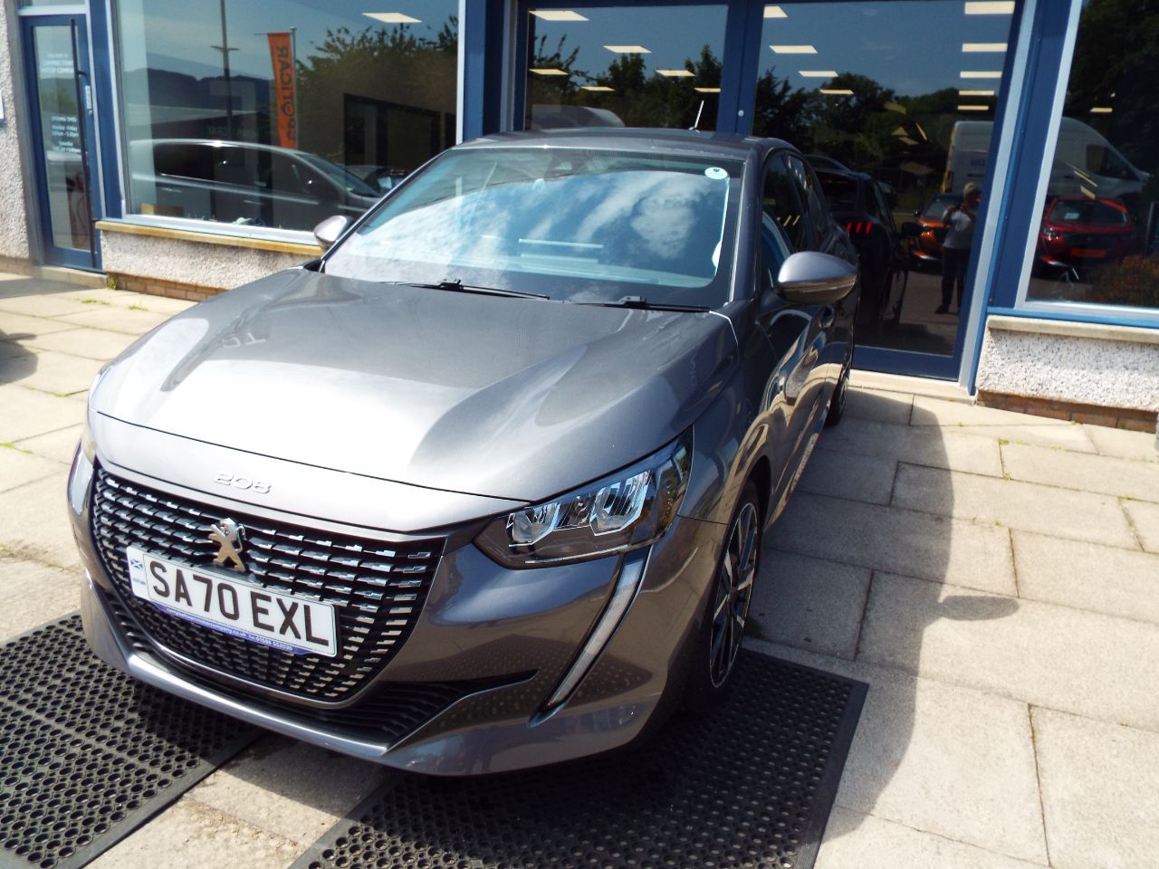 Peugeot 208