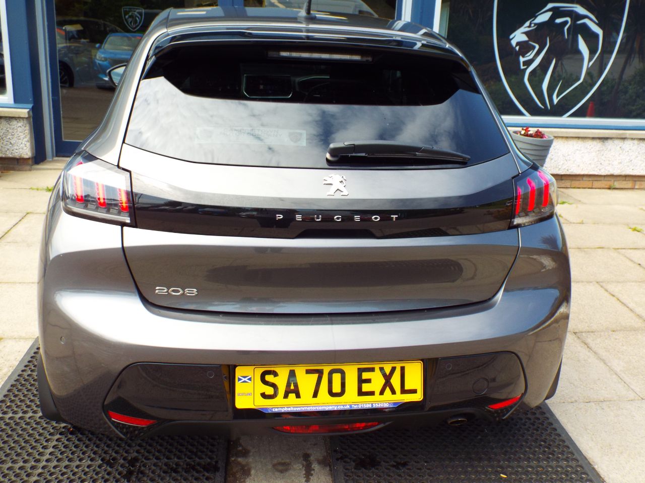 Peugeot 208
