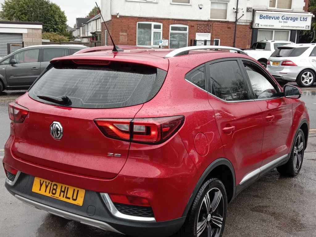 MG ZS