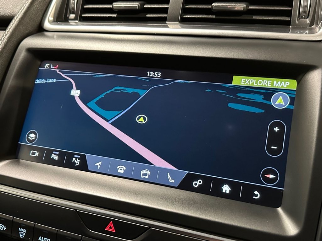 Jaguar E Pace