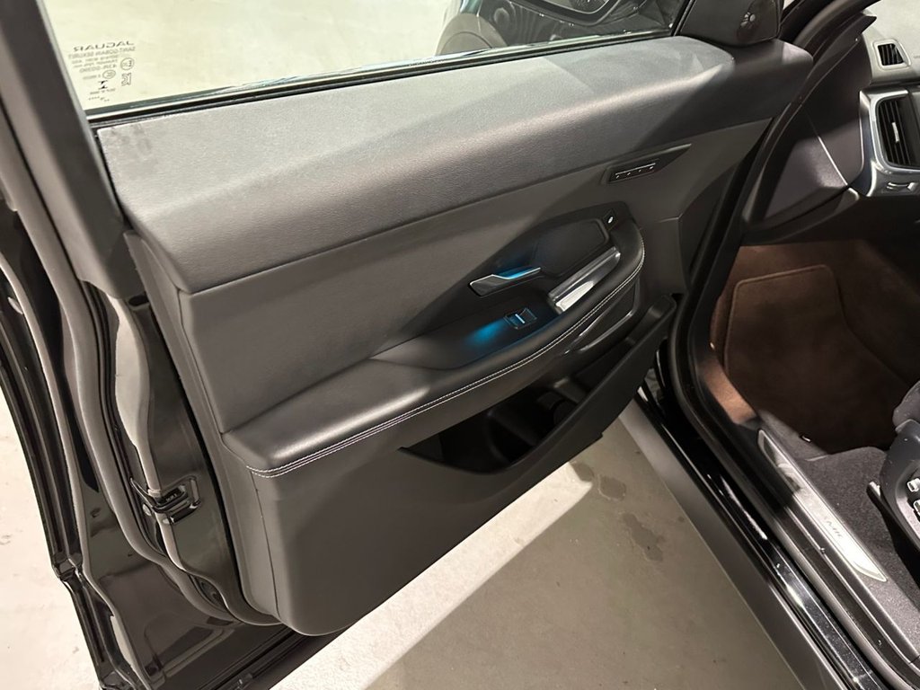 Jaguar E Pace