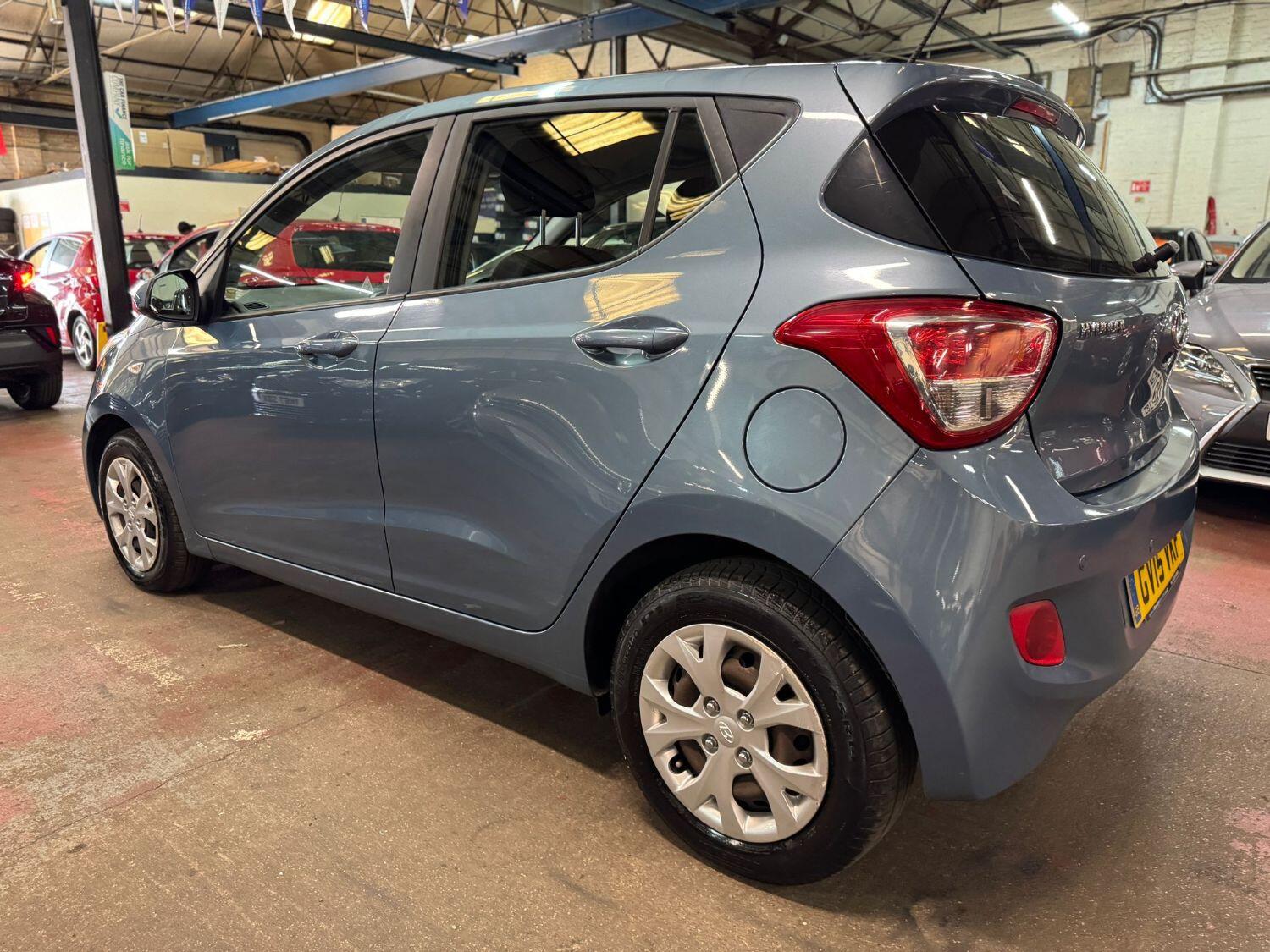 Hyundai i10