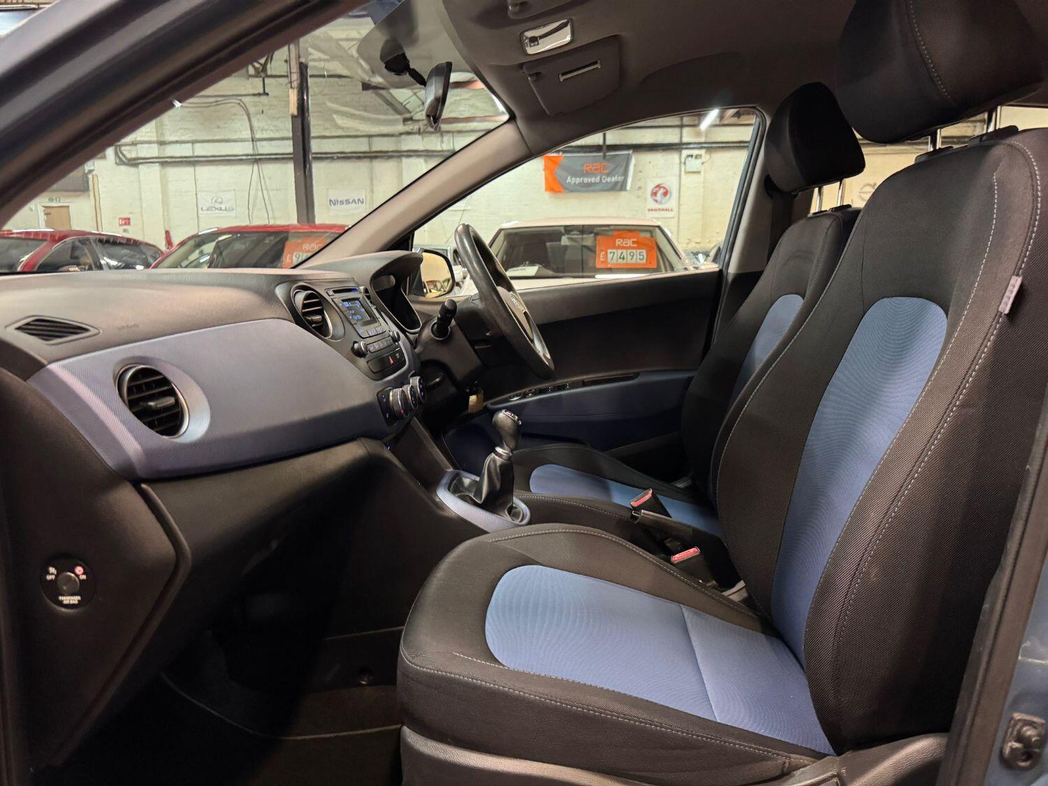 Hyundai i10