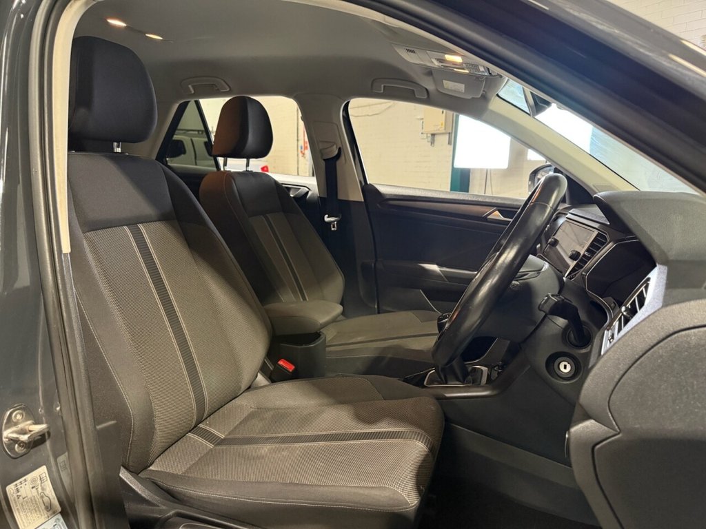 Volkswagen T Roc