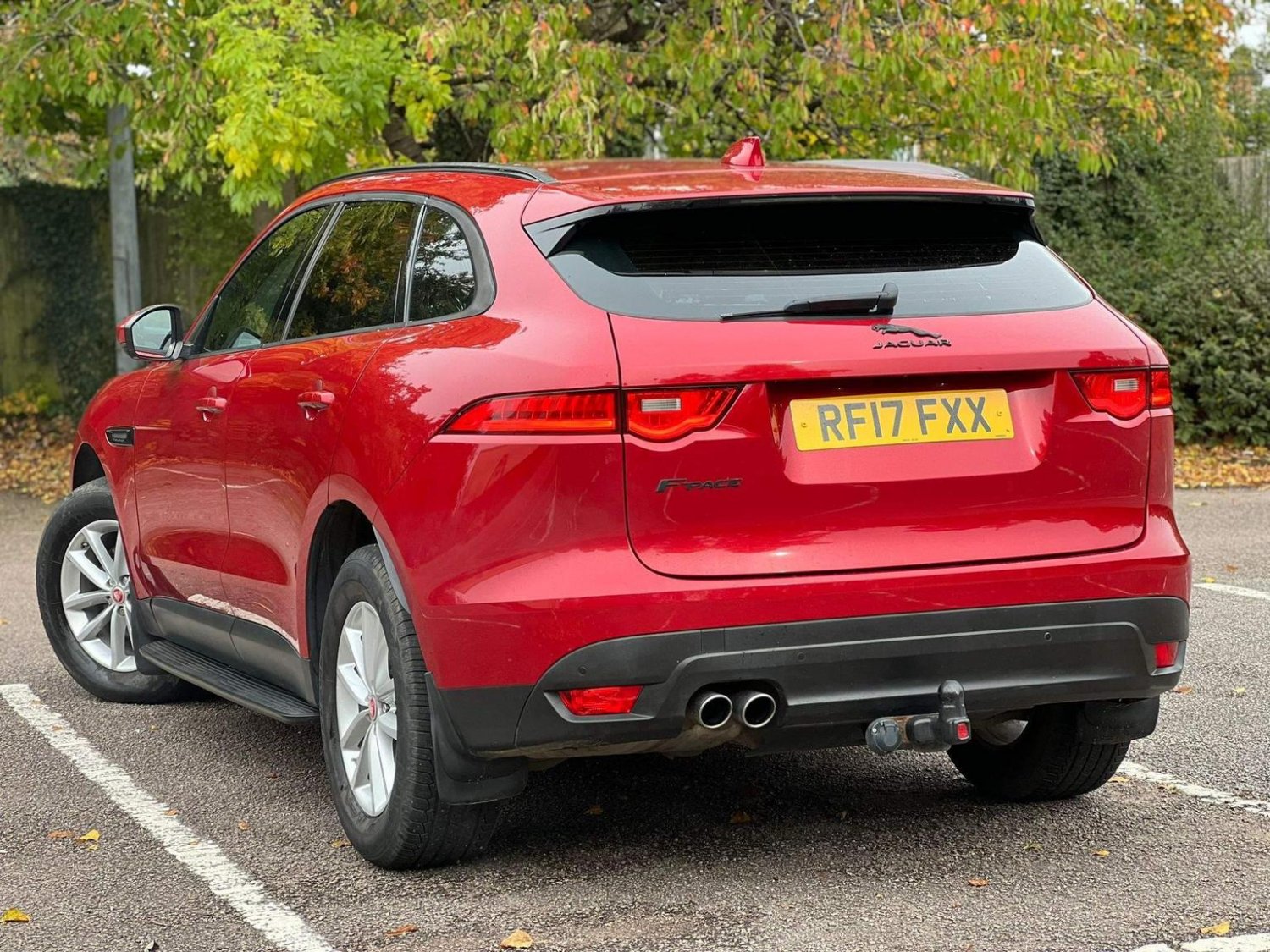 Jaguar F Pace