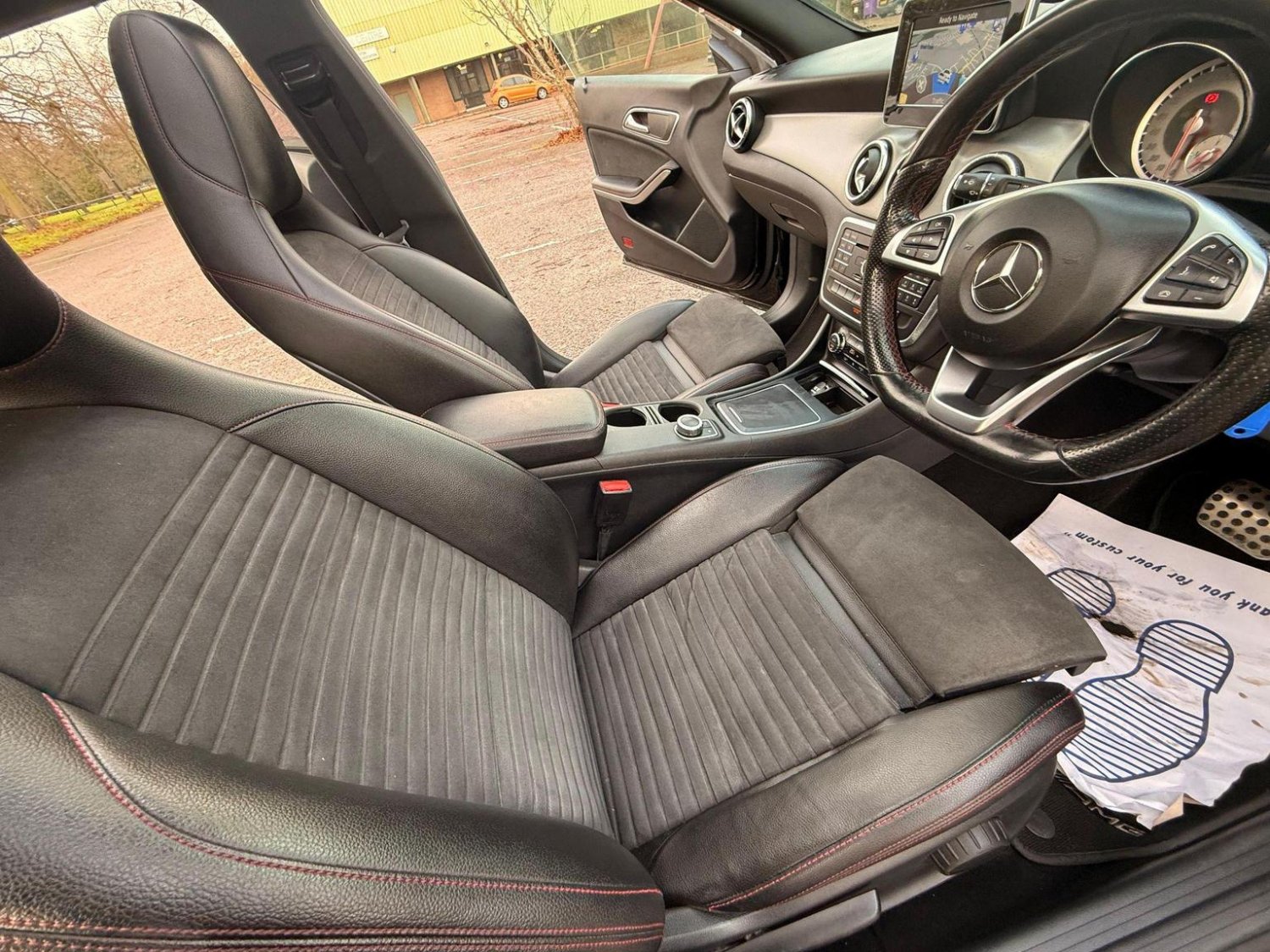 Mercedes Benz CLA