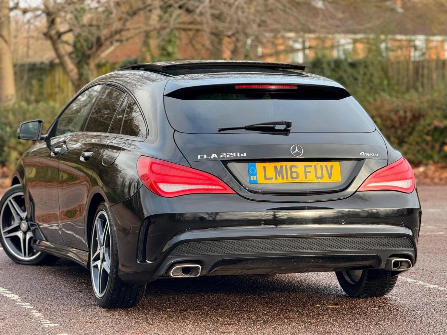 Mercedes Benz CLA