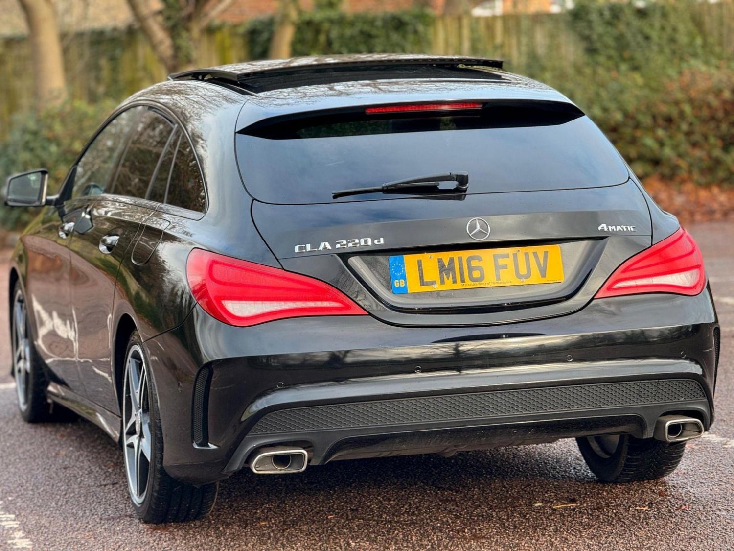 Mercedes Benz CLA
