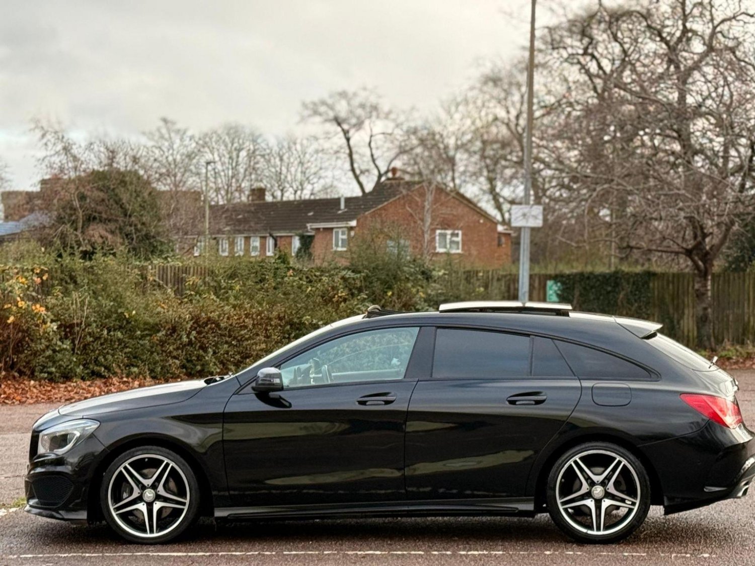 Mercedes Benz CLA