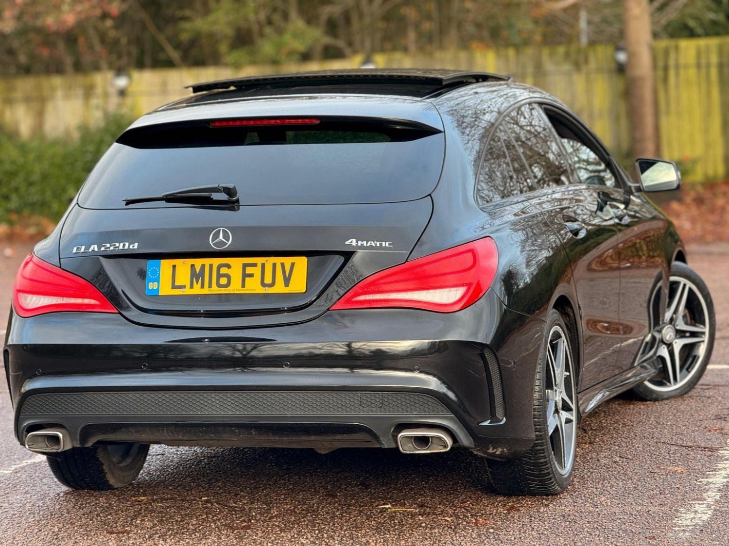Mercedes Benz CLA