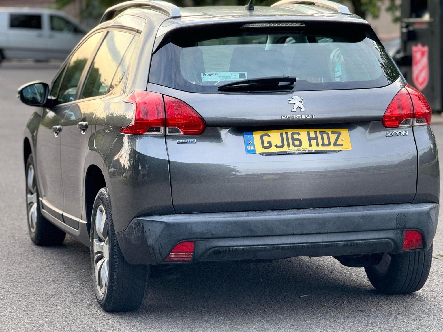 Peugeot 2008