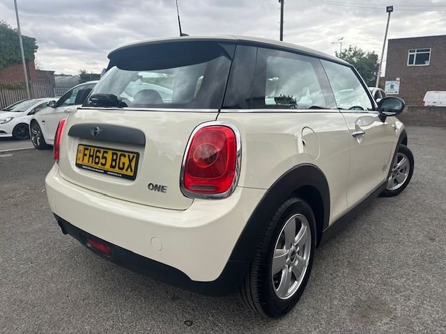 MINI Hatch