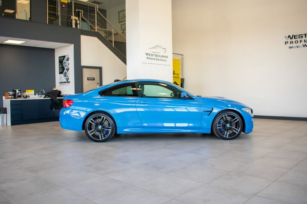 BMW M4