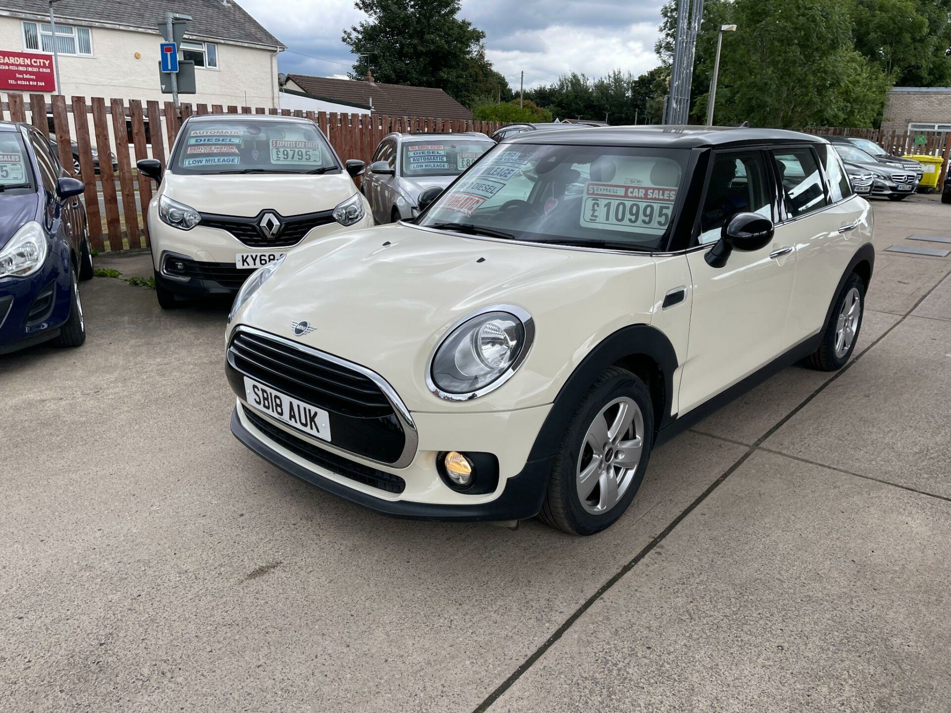 MINI Clubman