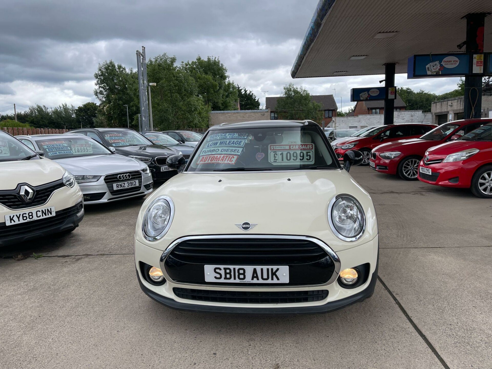 MINI Clubman