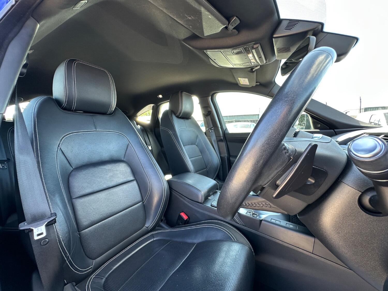 Jaguar E Pace