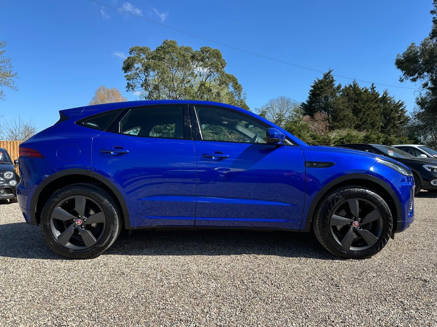 Jaguar E Pace