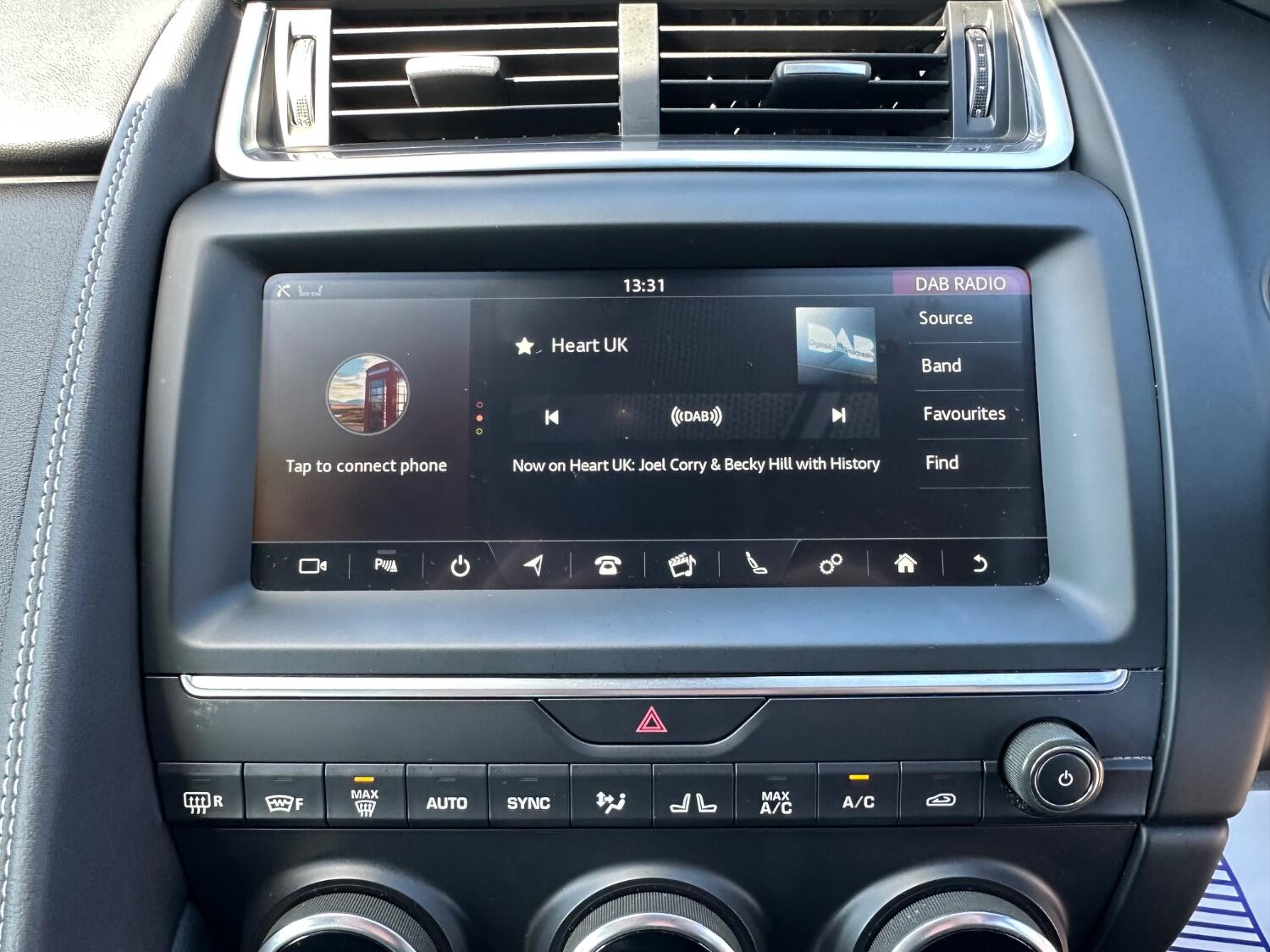 Jaguar E Pace