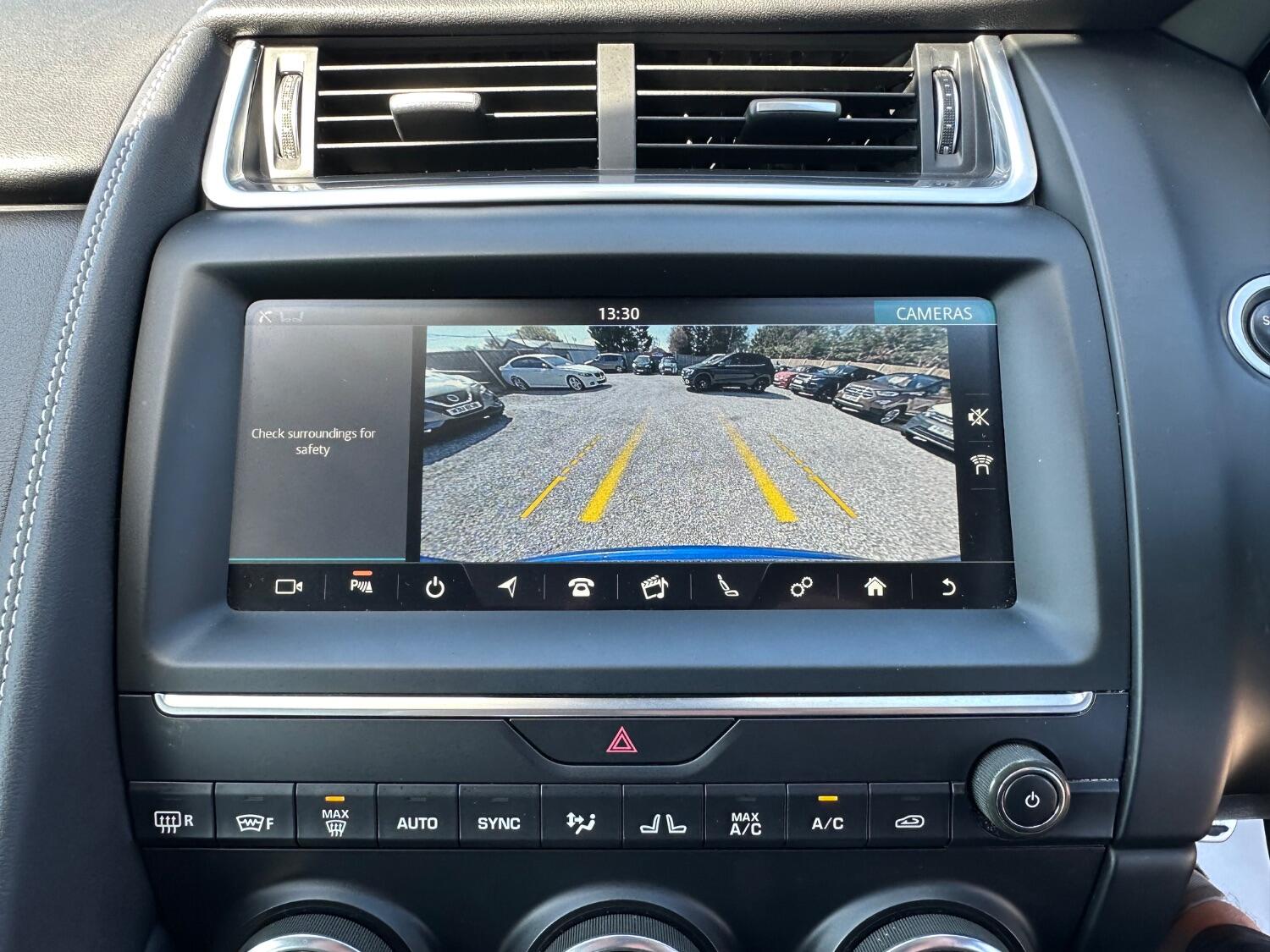 Jaguar E Pace