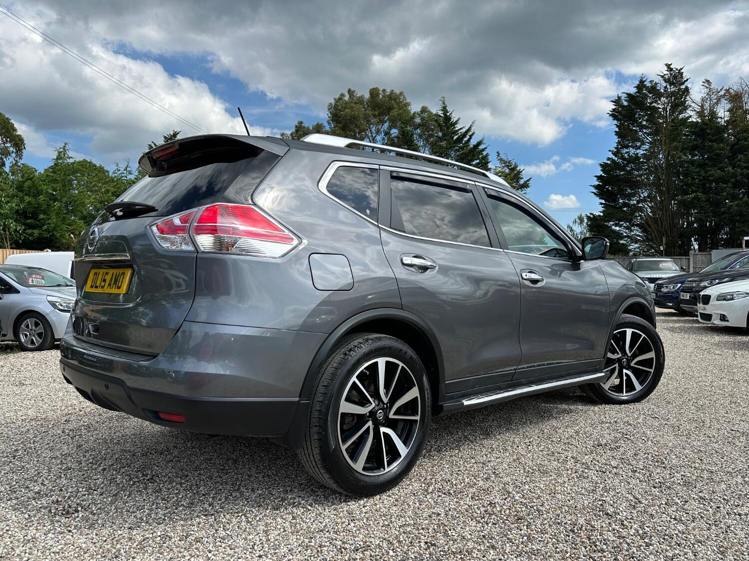 Nissan X Trail