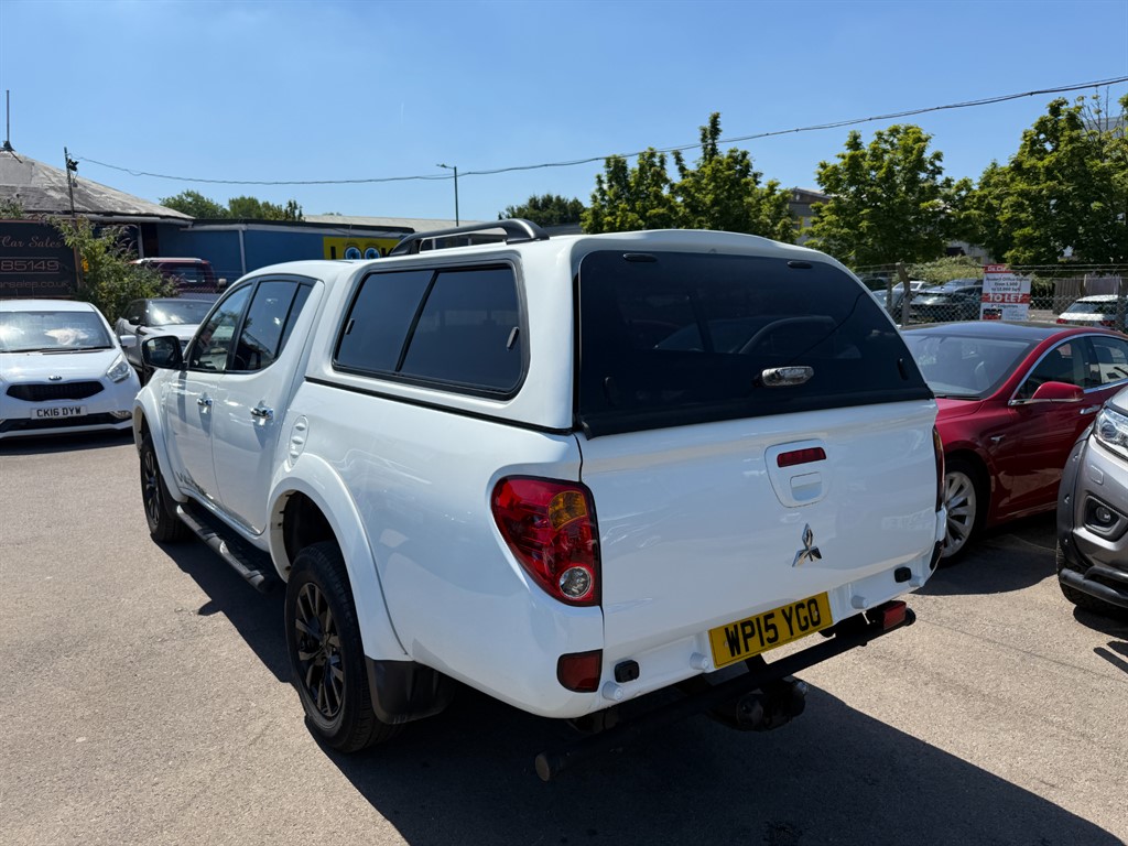 Mitsubishi L200
