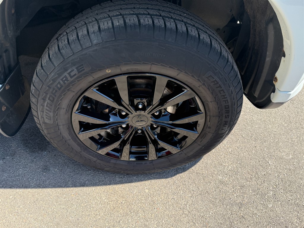 Mitsubishi L200