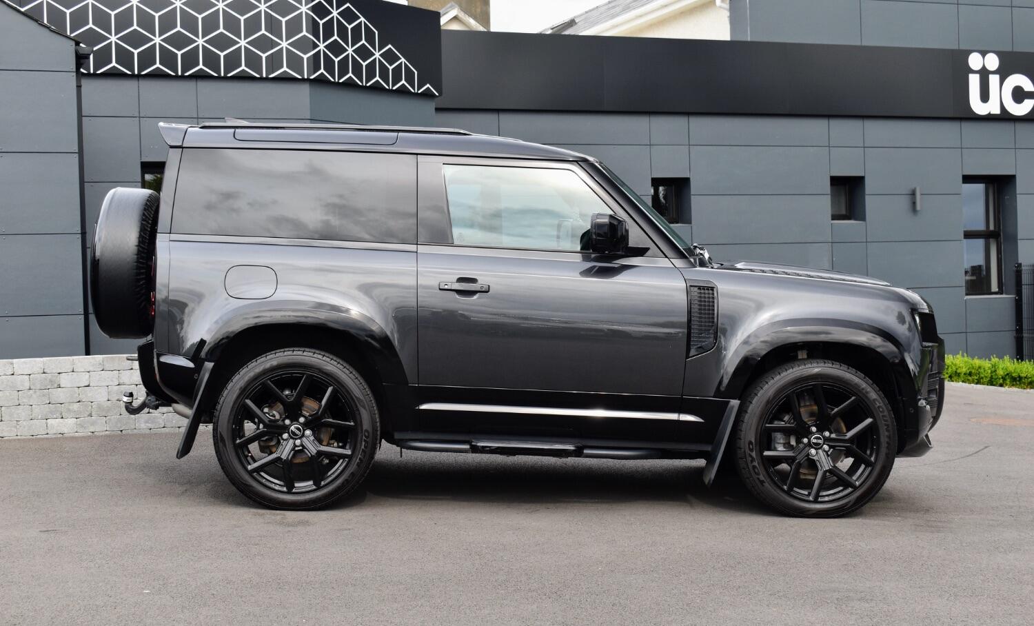 Land Rover 90