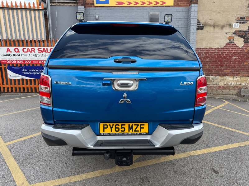 Mitsubishi L200