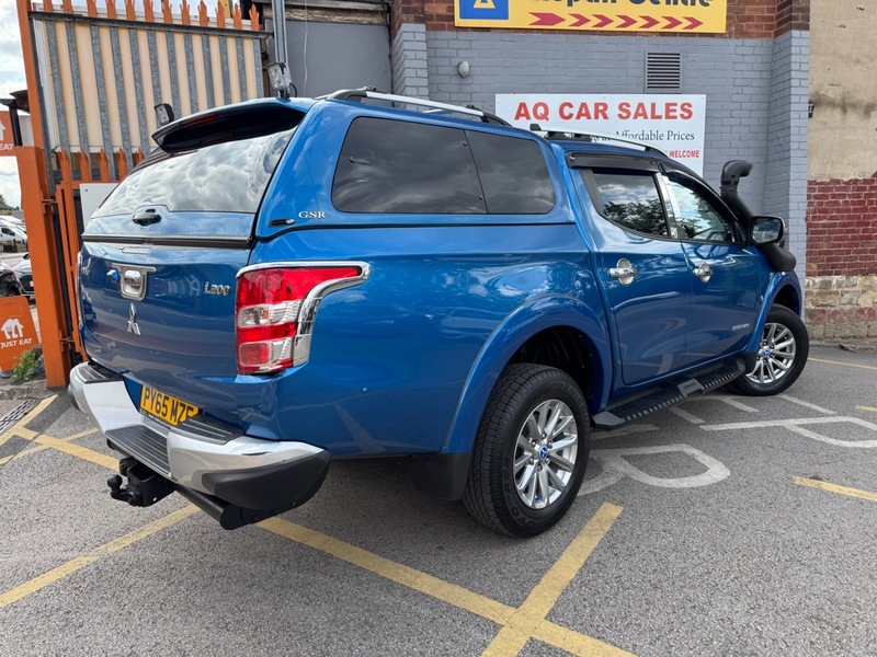 Mitsubishi L200