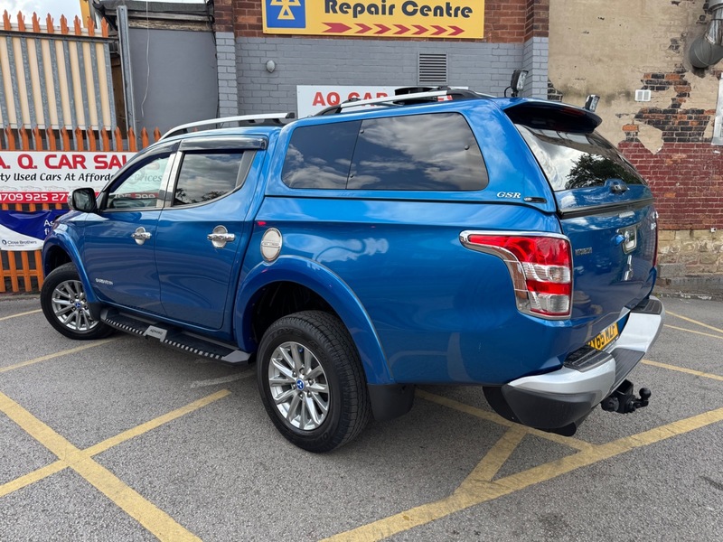 Mitsubishi L200
