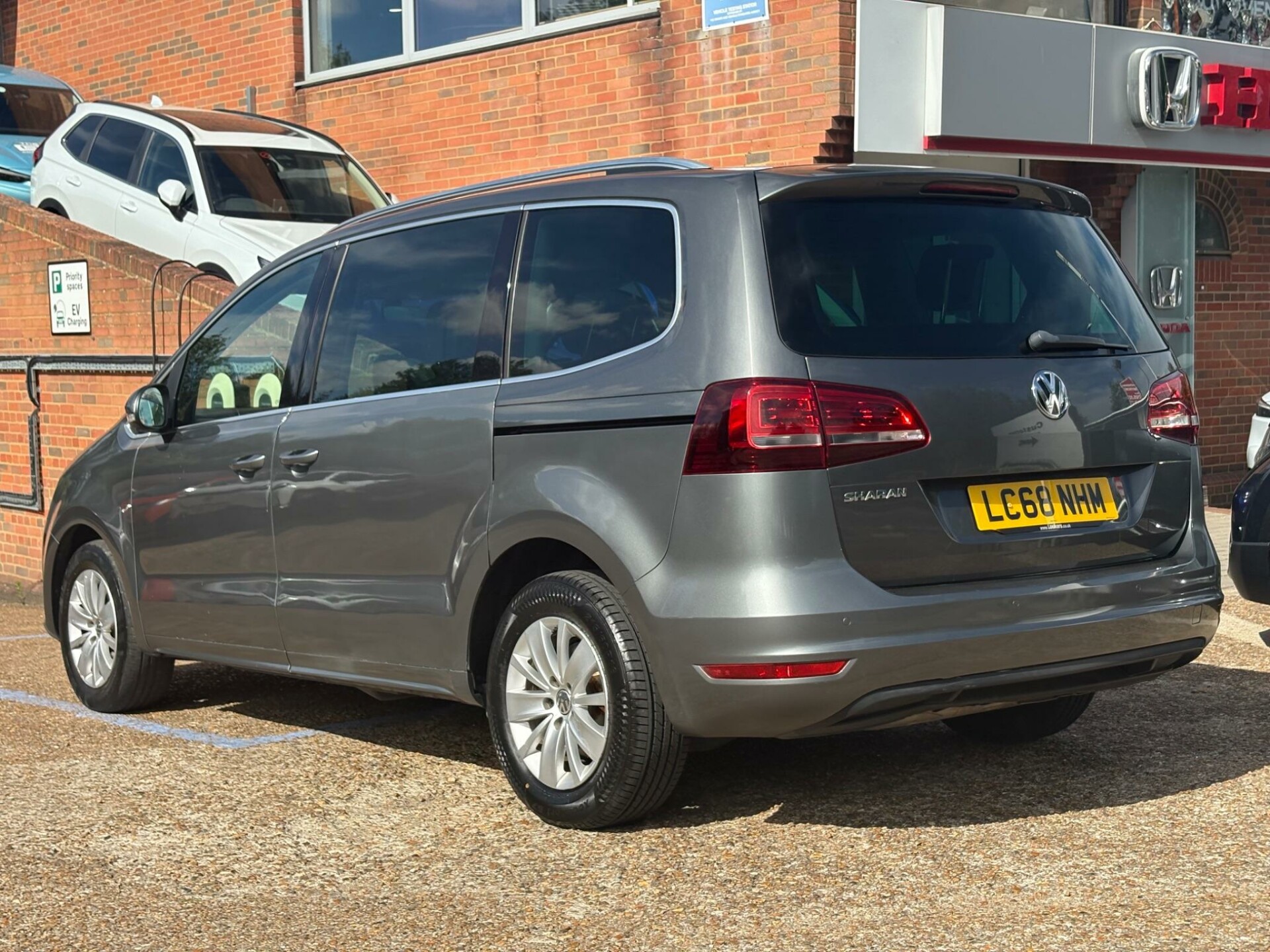Volkswagen Sharan