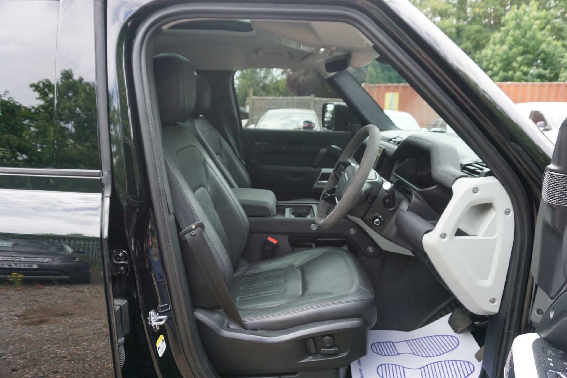 Land Rover 110