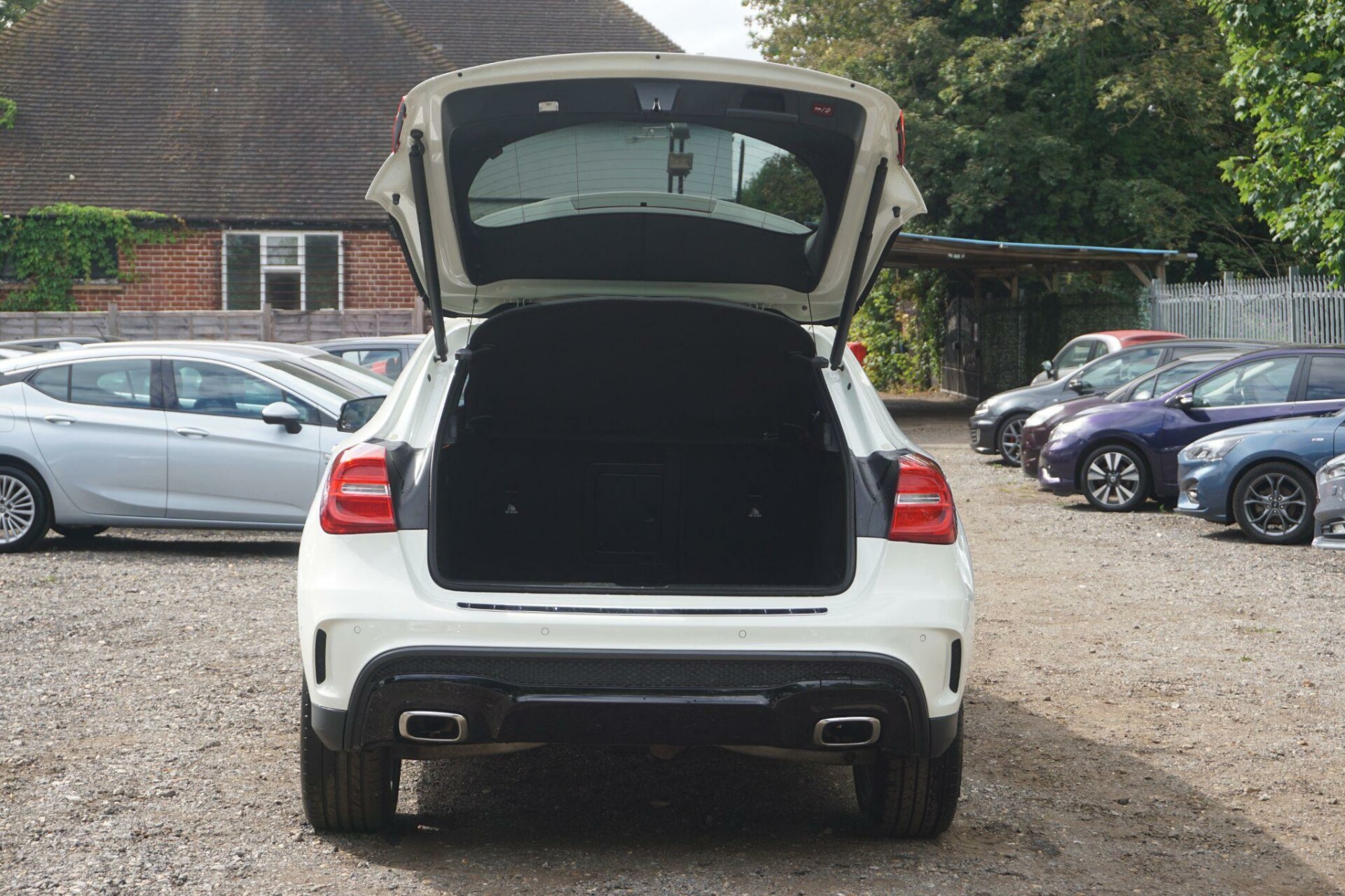 Mercedes Benz GLA Class