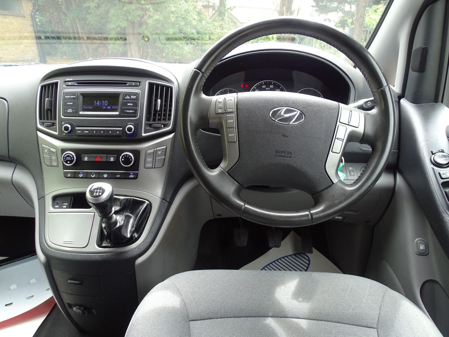 Hyundai i800