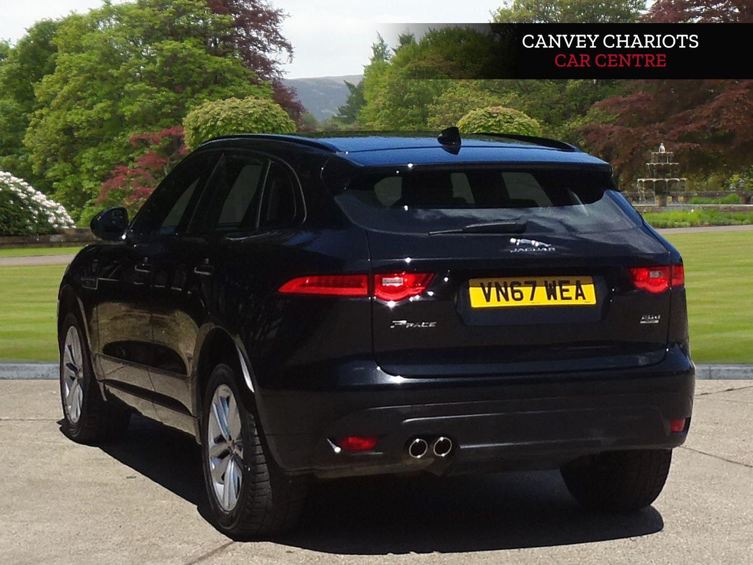 Jaguar F Pace