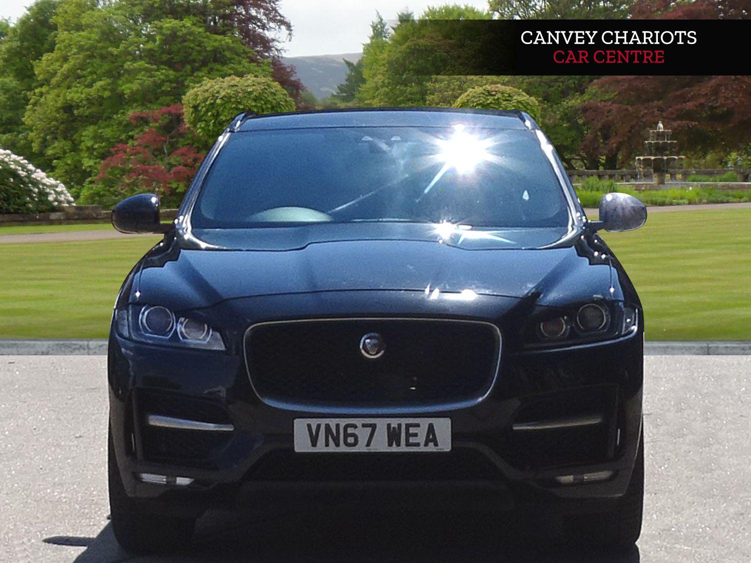 Jaguar F Pace