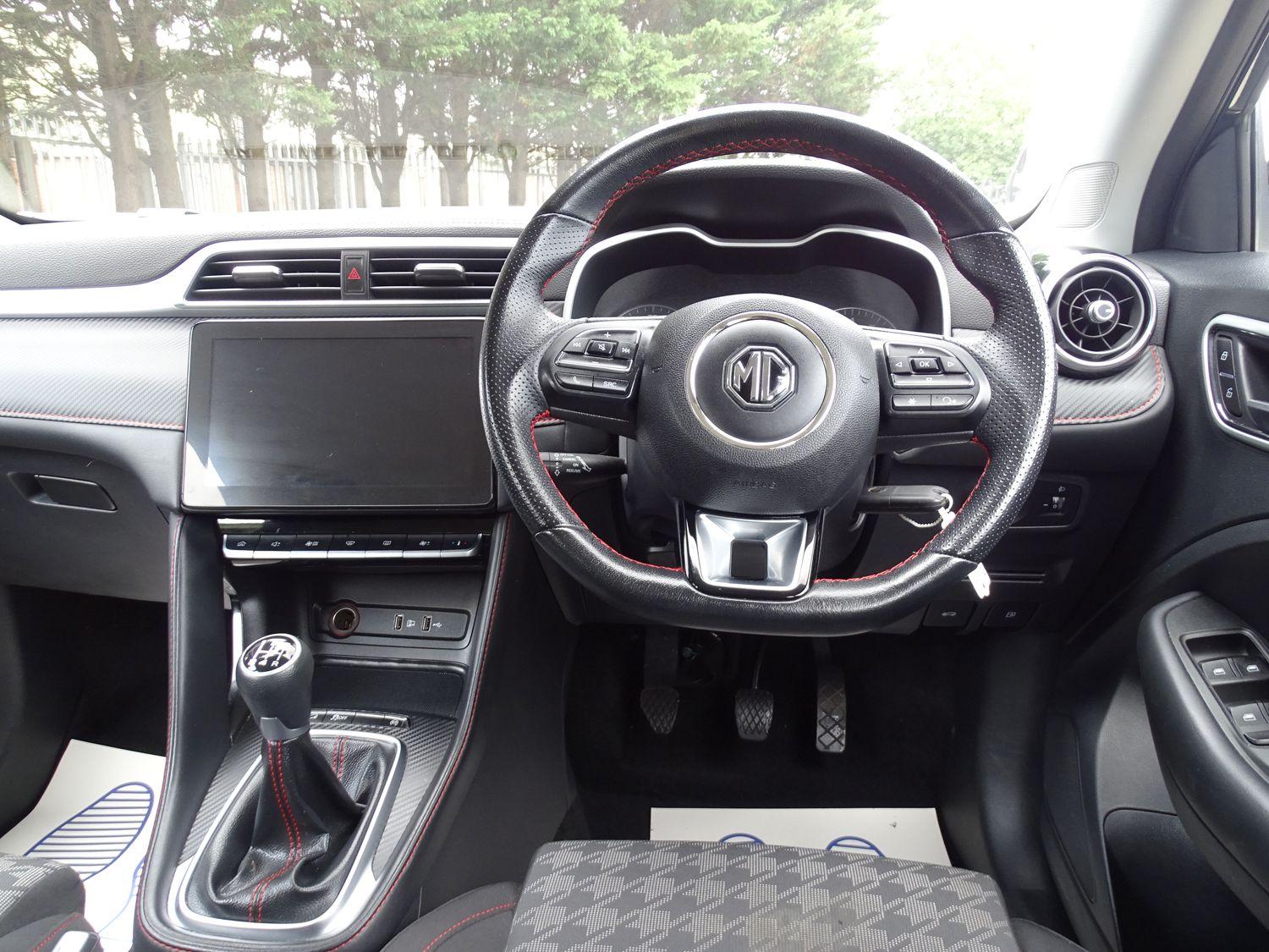 MG ZS