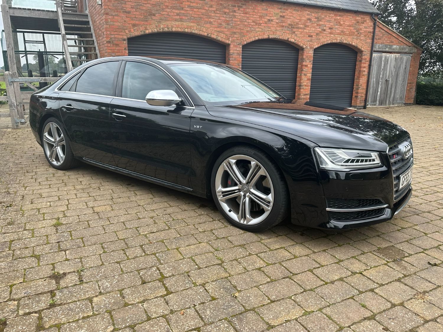 Audi S8