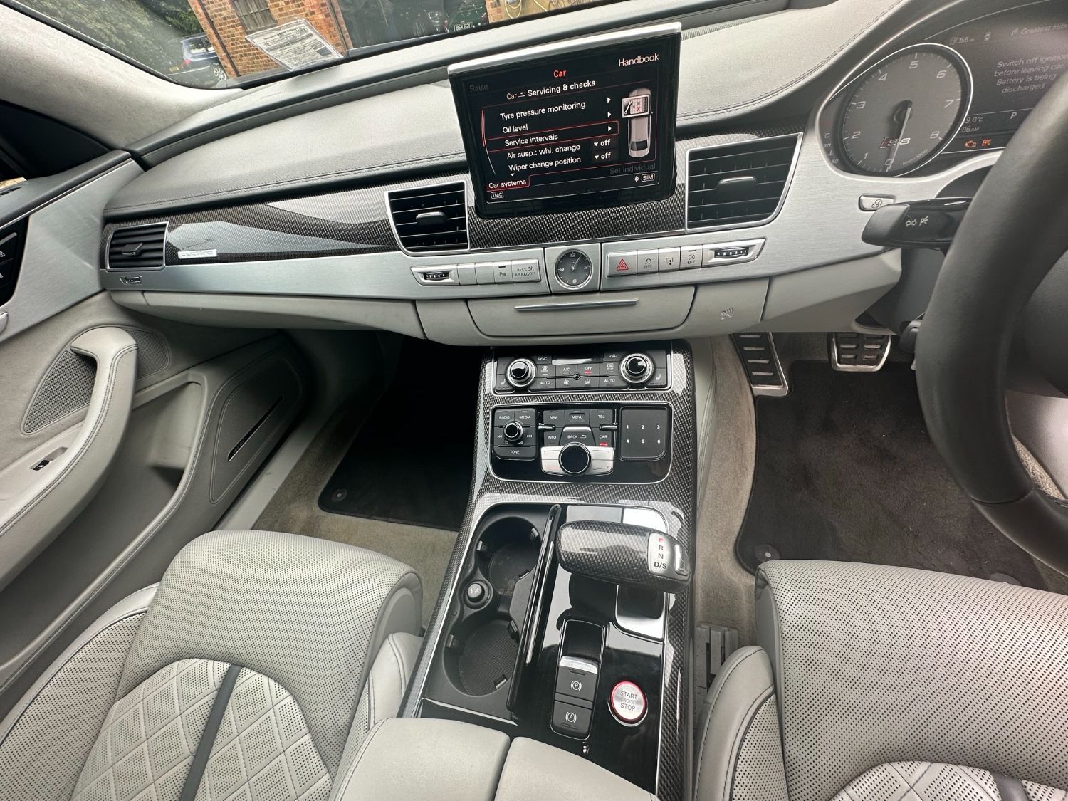 Audi S8