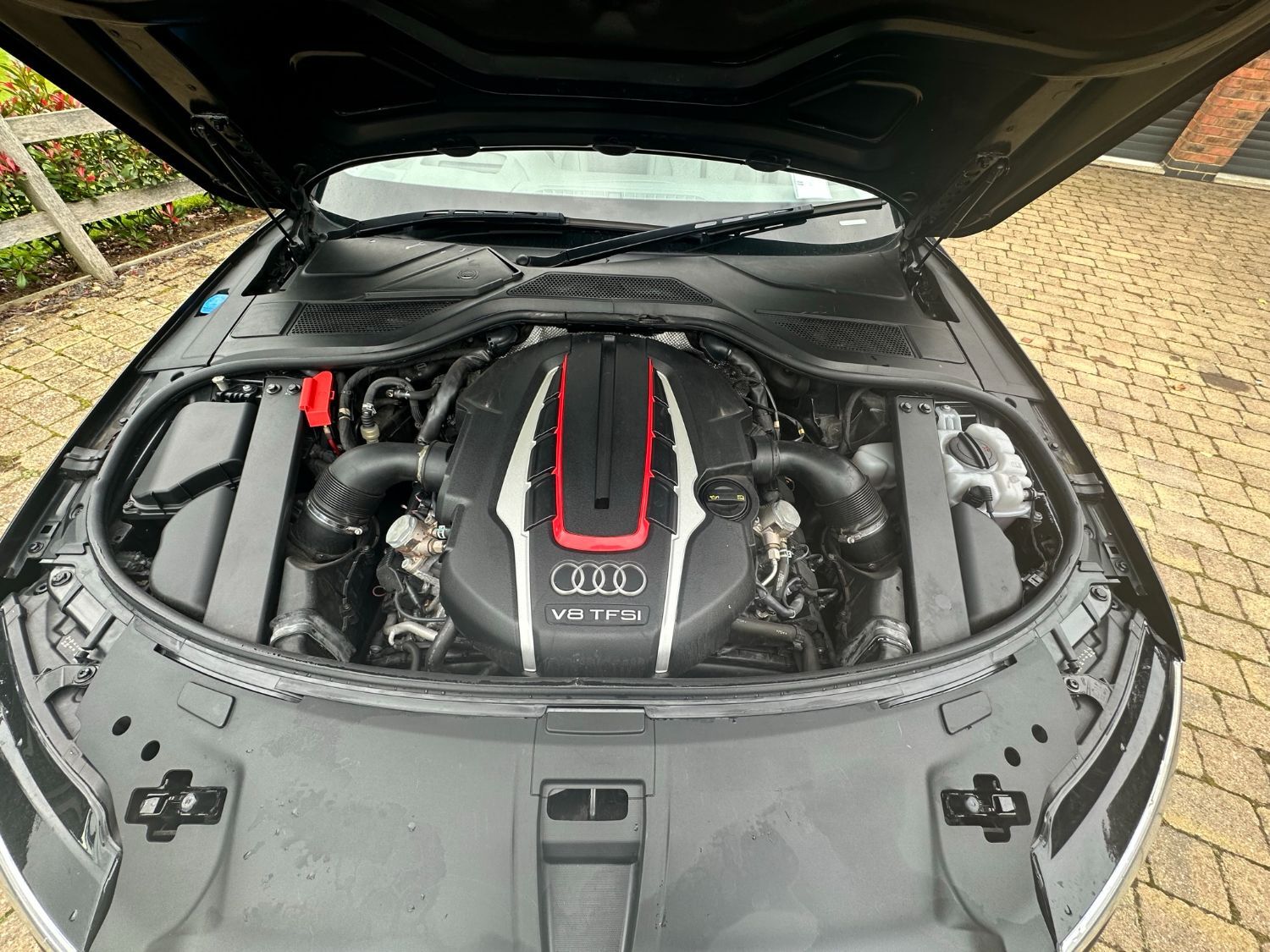 Audi S8