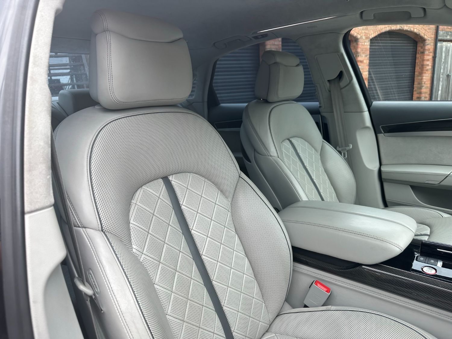 Audi S8