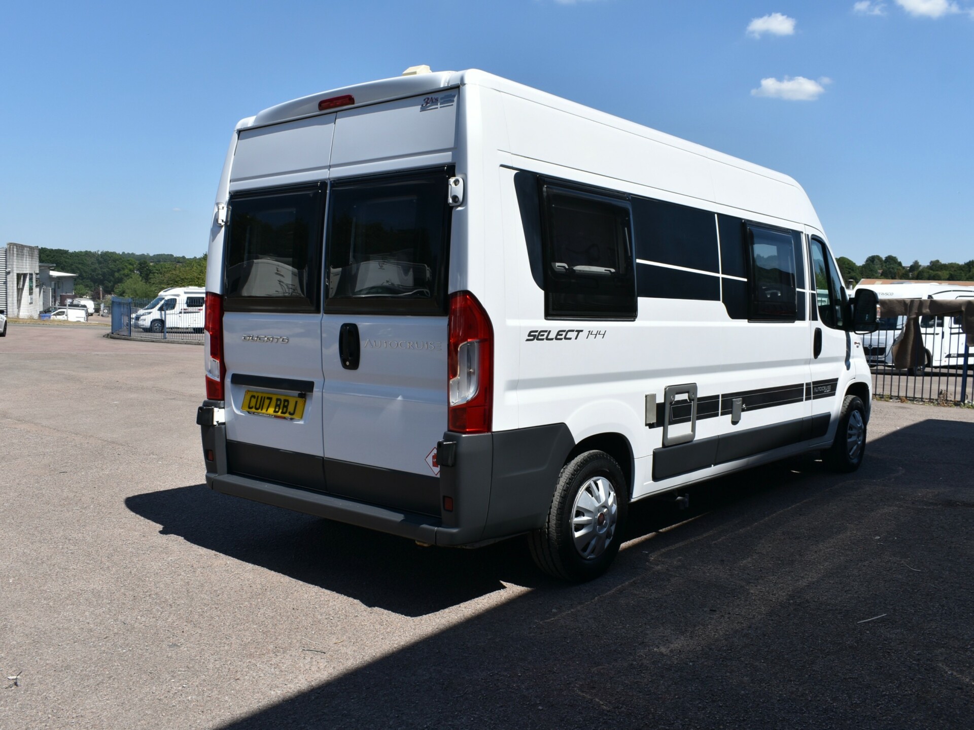 Suzuki Select 144