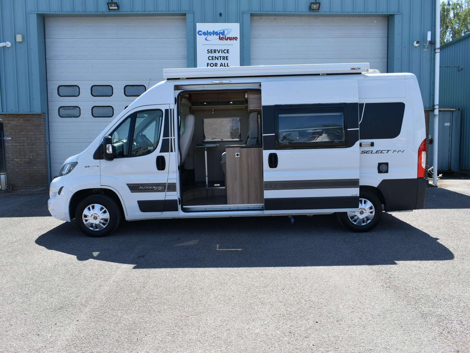 Suzuki Select 144