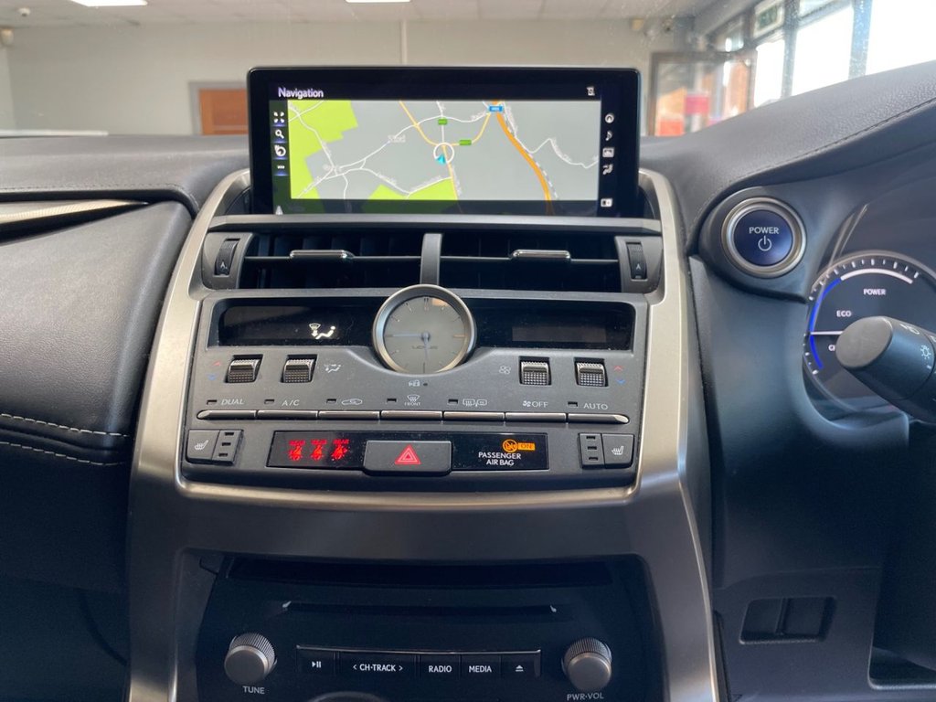 Lexus NX 300h