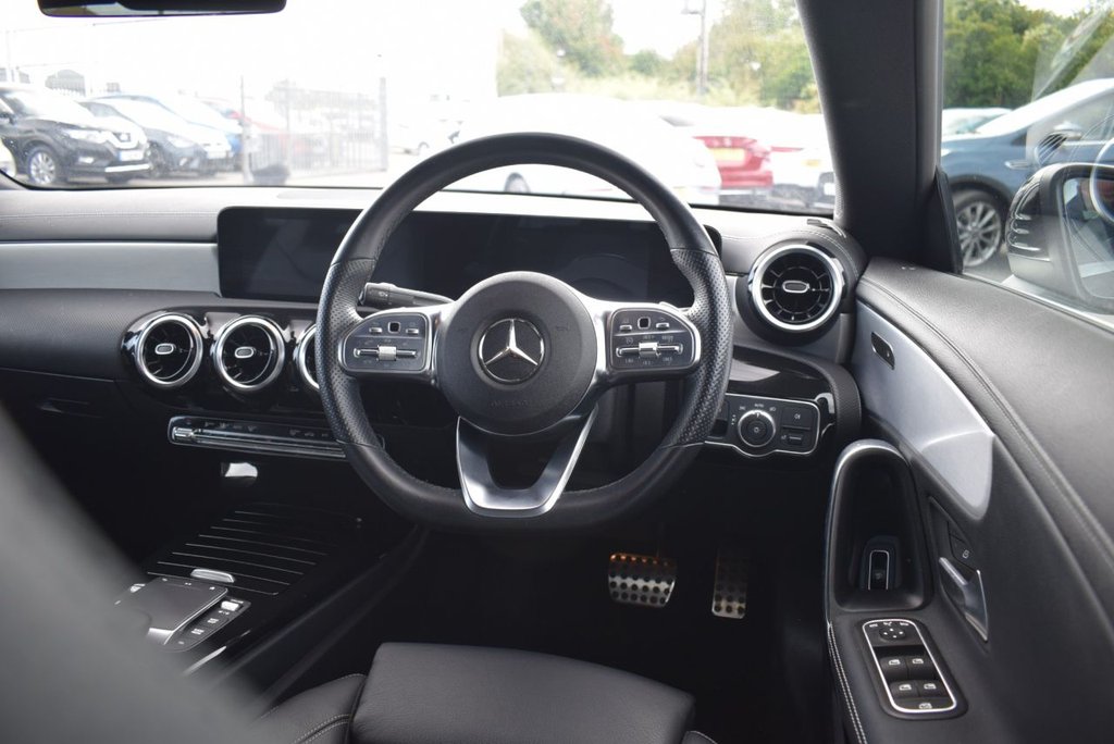 Mercedes Benz CLA