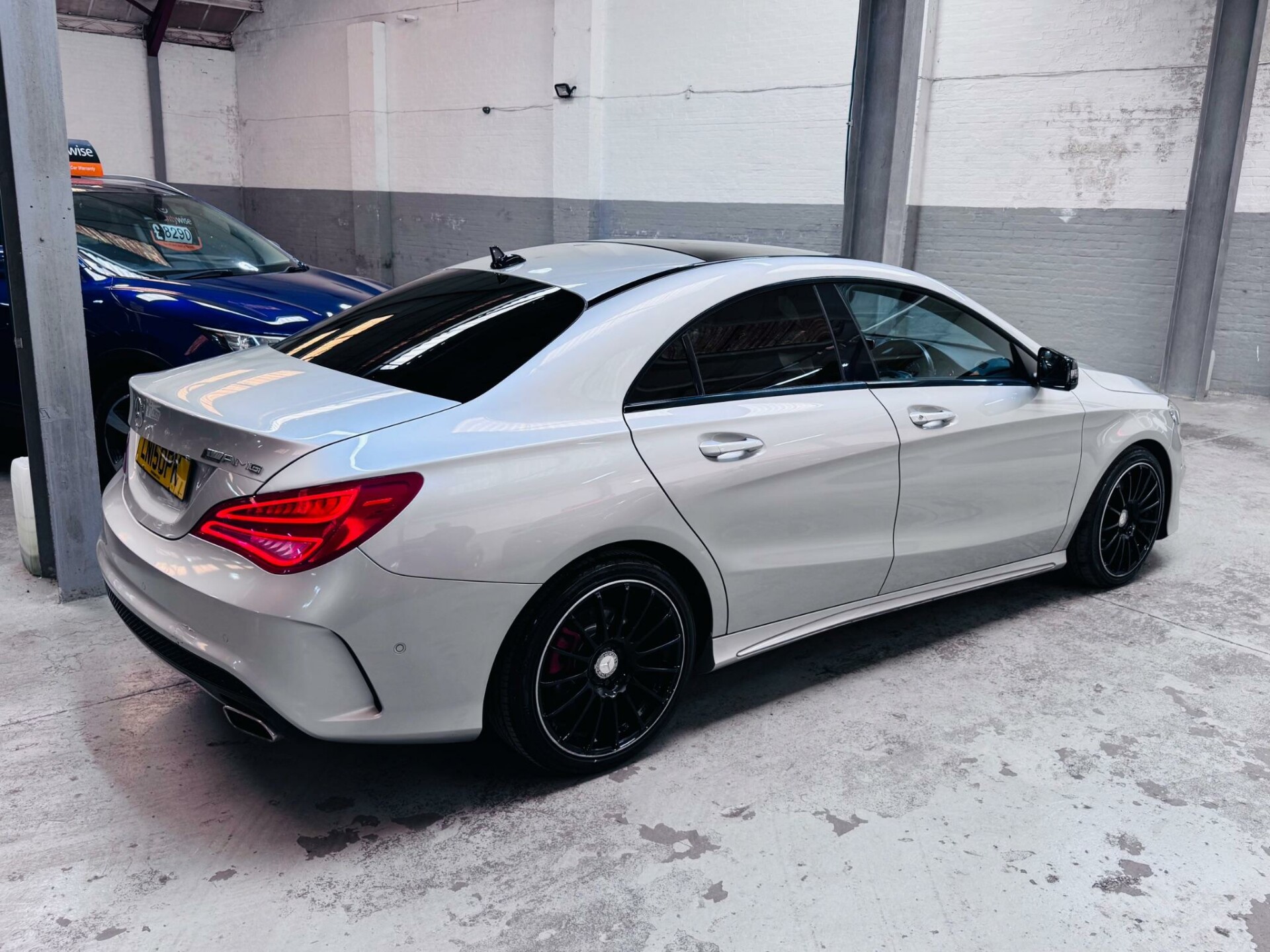 Mercedes Benz CLA