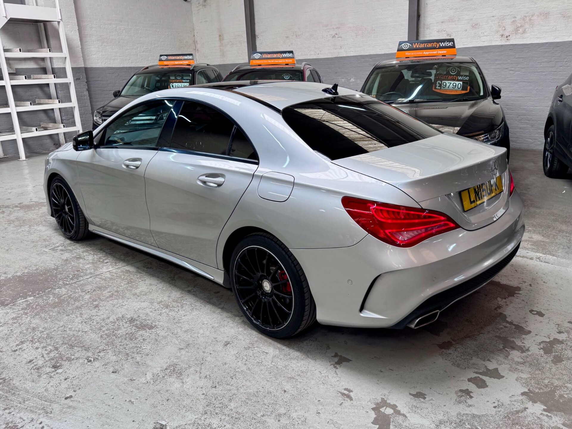 Mercedes Benz CLA