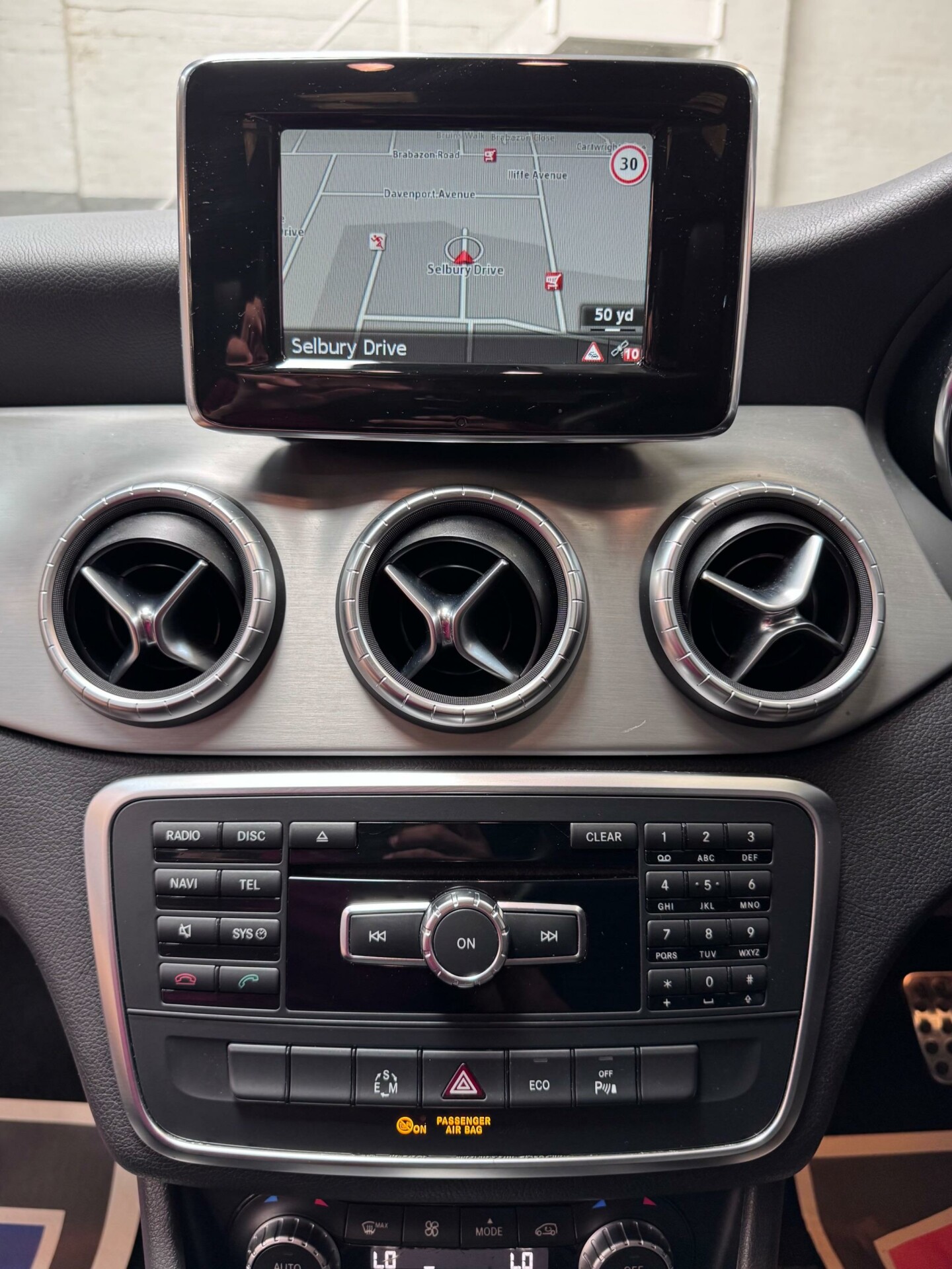 Mercedes Benz CLA