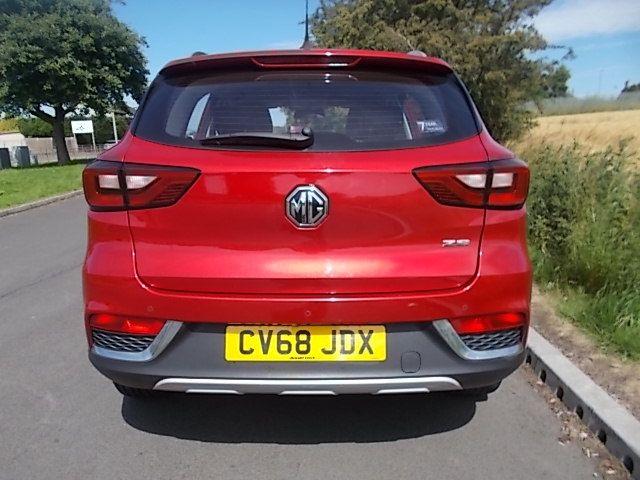 MG ZS